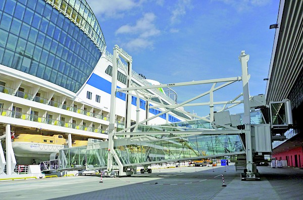 Adelte delivers SPBBs to Hamburg’s Cruise Center Steinwerder