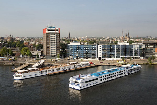 Amsterdam improves river security