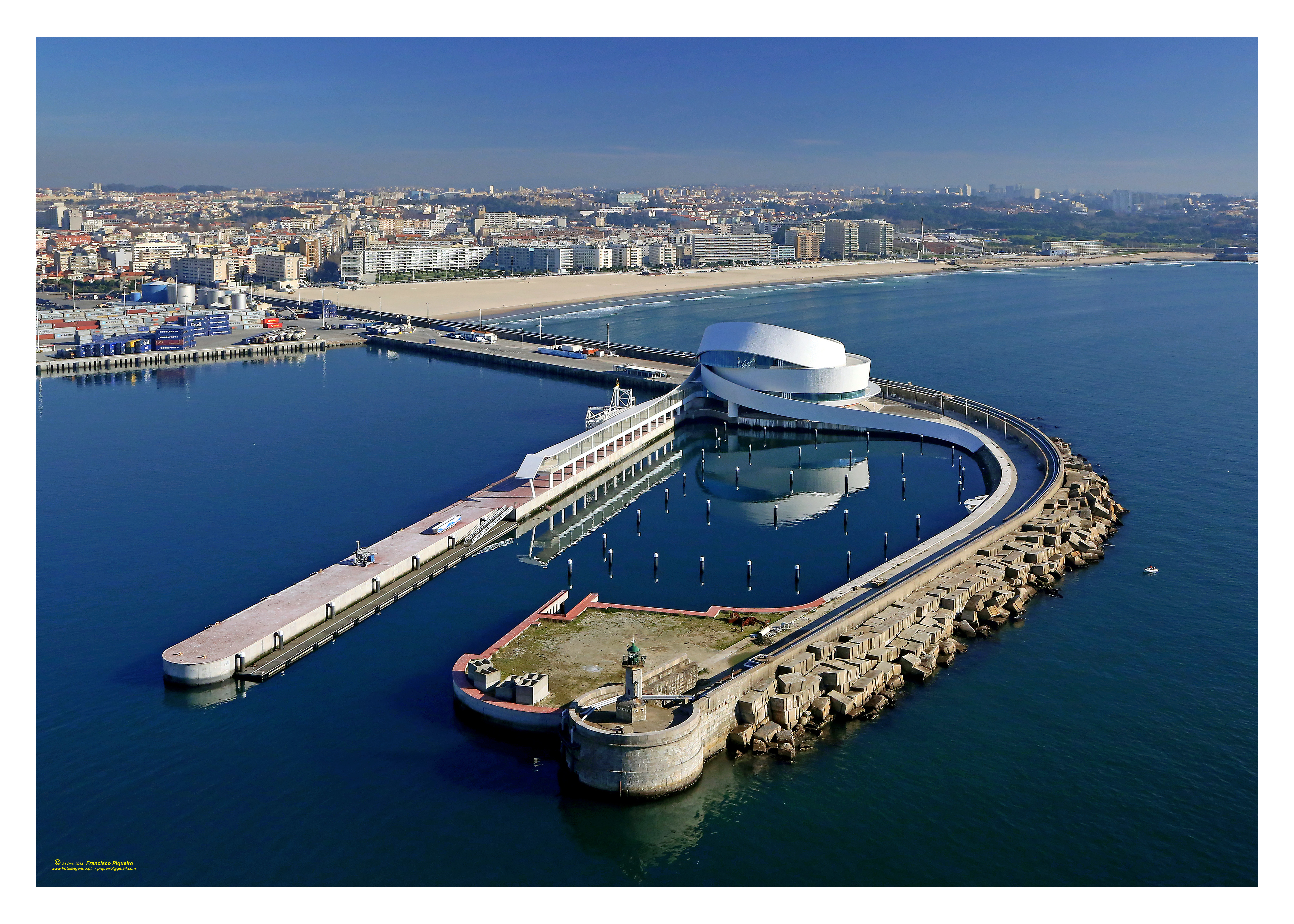 Porto Cruise Terminal welcomes you.