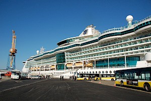 A cruise call in the port of Brest