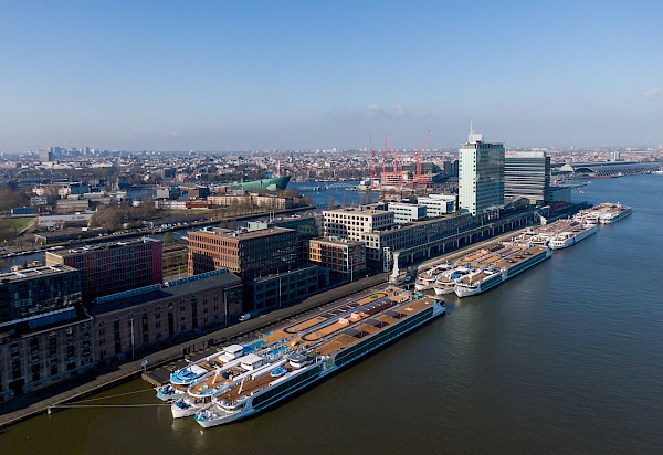 River Cruise Europe builds bridges