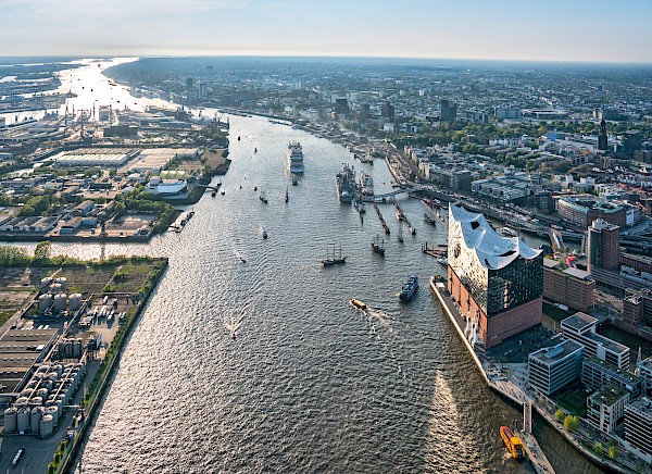 Cruise shipping gets back on track – Cruise Restart in Hamburg has been well prepared