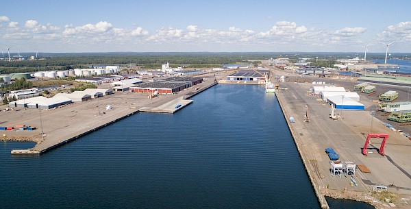 The twin Port of HaminaKotka increases its berthing in nearby Hamina