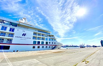 Cruise start in Hamburg: Season opens with "Hanseatic nature" by Hapag-Lloyd Cruises