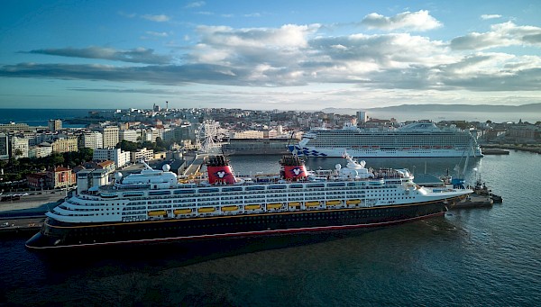 Disney Magic at Calvo Sotelo and Sky Princess at Transatlantic quays (c) Port of A Coruna (Image at LateCruiseNews.com - August 2022)