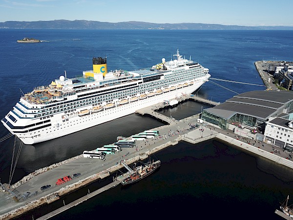 Costa Fascinosa alongside Trondheim (c) Trondheim Port Authority   (Image at LateCruiseNews.com - December 2022)