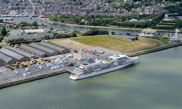 Honfleur plans shorepower as numbers grow